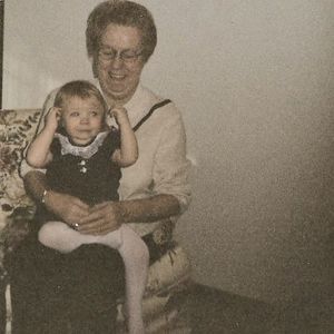 Meet your Posher, Danielle